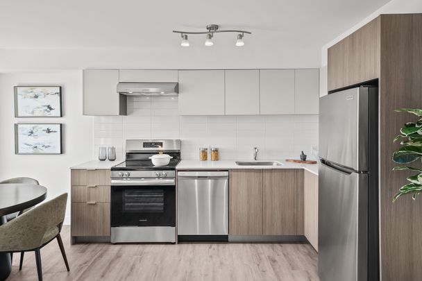 For Lease - 100 Manett Crescent Unit# 411, Brampton, Ontario - Photo 1