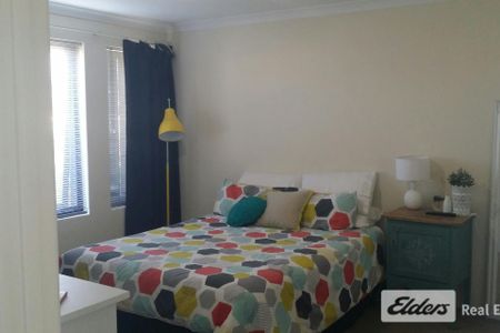 WHAT A BEAUTY! - Photo 2