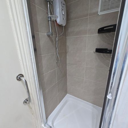 Studio Flat, Benwell Road, N7 - Photo 3