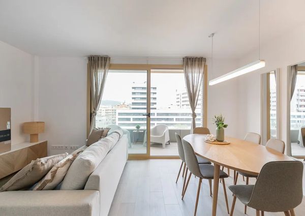 Carrer de Pi i Margall, Badalona, Catalonia 08912