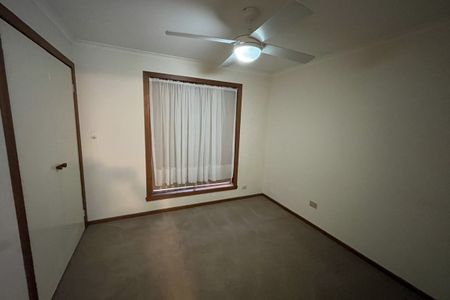 Neat 3-bedroom home - Photo 4