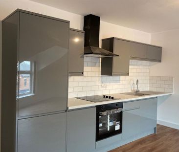 2 bedroom apartment to rent - Photo 4