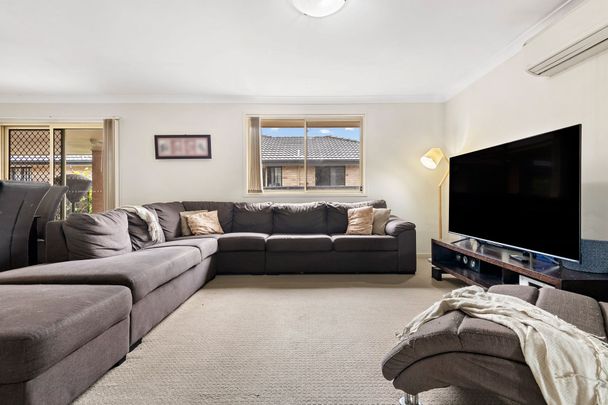 The perfectly located family home - Photo 1