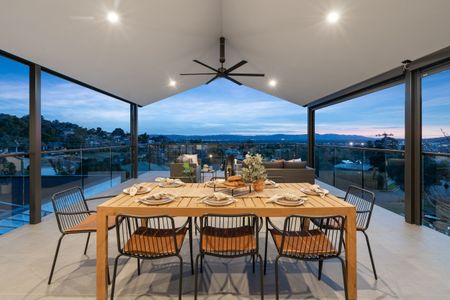 Elevated Family Home In East Albury - Photo 2