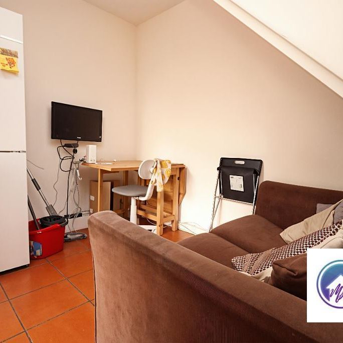 4 bedroom flat to rent - Photo 1
