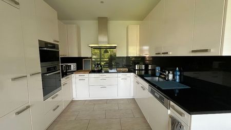 3½ Zimmer-Wohnung in Basel - Gellert/St. Alban, möbliert - Photo 3