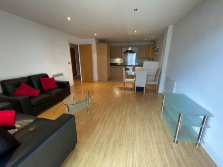 2 bedroom to let - Photo 2
