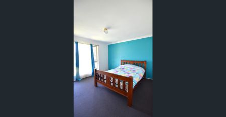 Spacious 3-Bedroom Family Home in Prime Waterford Location - Photo 4