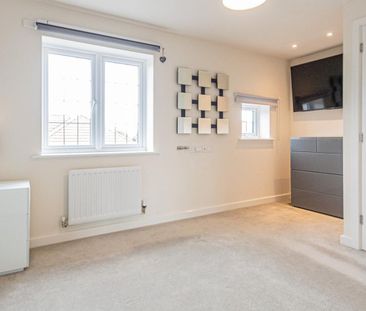 Ivyhouse Gardens, Appleton Thorn, Warrington - Photo 3