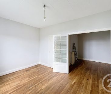 Location Maison 2 pièces 64m² DURTOL 63830 - Photo 2