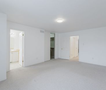 For Lease - 13 Villandry Street, Barrhaven, Ontario - Photo 6