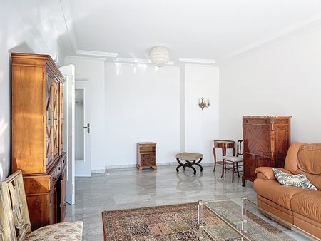 Location Appartement 3 pièces 94m² NICE 06000 - Photo 2