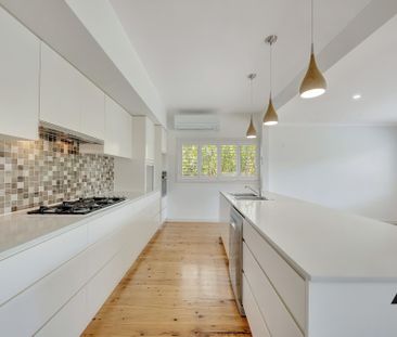 7 Bailey Crescent, North Epping NSW 2121 - House For Rent | Domain - Photo 3
