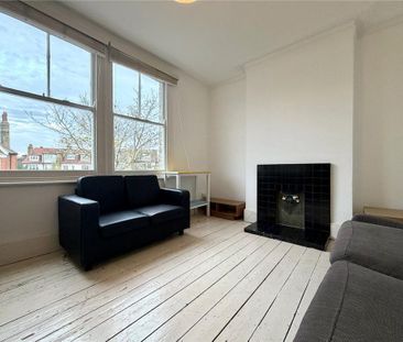 3 bedroom apartment to rent - Photo 2