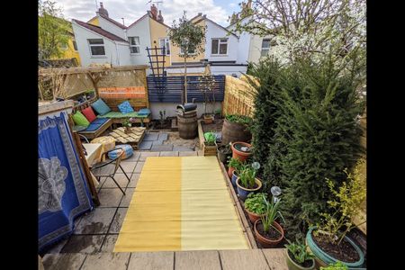 3 Bed Terraced House, Bruce Avenue, BS5 - Photo 3