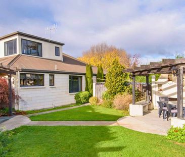 Seasonal Rental: Spacious Family Home - Photo 5