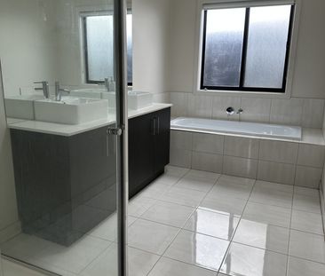 Modern Family Home at 8 Northfield Drive, Craigieburn - Photo 6