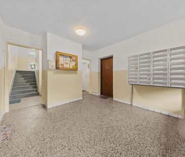 1 izbový byt na prenájom 35m2, Exnárova, Bratislava - Ružinov - Photo 2