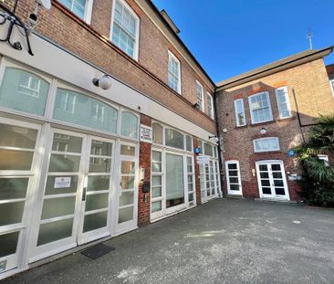 Studio to rent - Photo 6