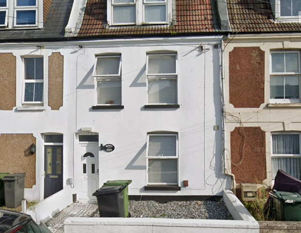 Ashford Road Room 2 - Photo 1