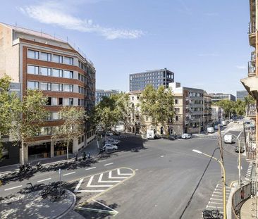 3 bedroom luxury Apartment for rent in Barcelona, Catalonia - Photo 6