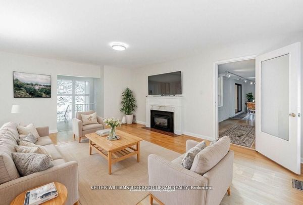 For Lease - 15 York Valley Crescent, Toronto, Ontario - Photo 1