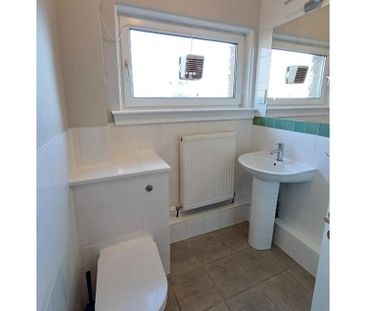 studio flat for rent in Holyrood - Photo 1