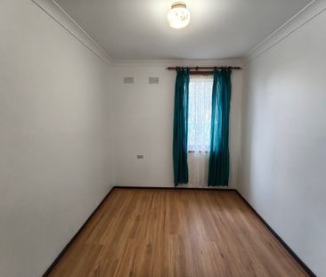 Beautiful house in quiet street - Photo 3