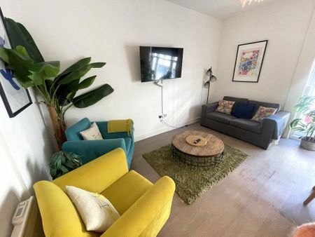 2 bedroom apartment to rent - Photo 3