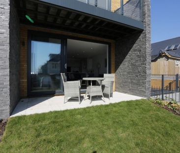 2 bedroom ground floor flat to rent - Photo 6