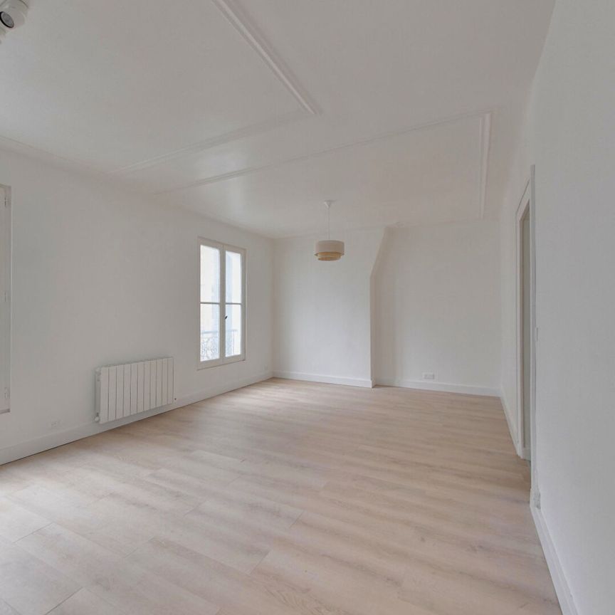 Location appartement 2 pièces, 43.60m², Paris 18 - Photo 1