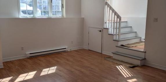 Grand 5 1/2, trés ensoleillé à Mcmasterville - Photo 2