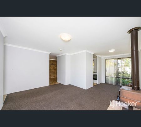 7 Cerutty Street, Huntingdale, WA 6110 - Photo 5