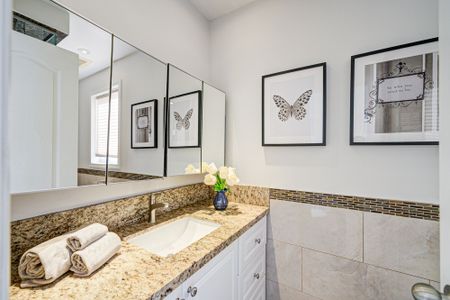 For Lease - 43 Tower Bridge Crescent, Markham, Ontario - Photo 2