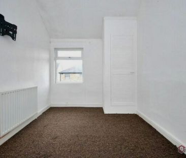 Nelson Road, Doncaster, DN12 - Photo 2