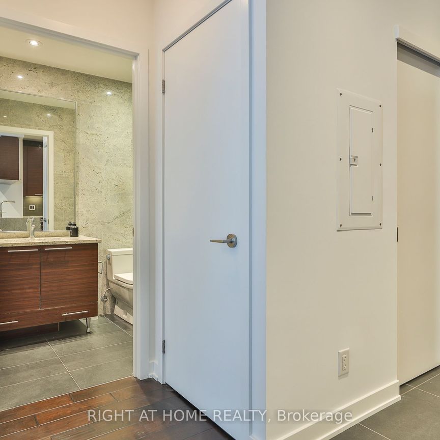 Market Wharf Lofts , #625 - Photo 1