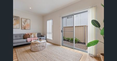 Modern 3-Bedroom Townhouse in a Quiet, Convenient Location - Photo 3