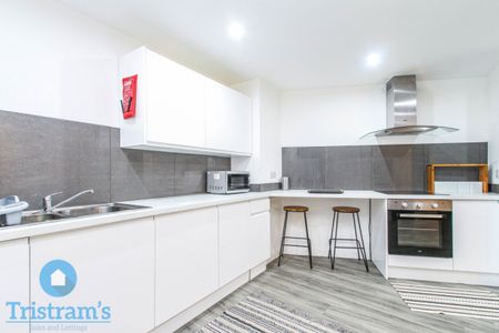 2 bed Apartment for Rent - Photo 5