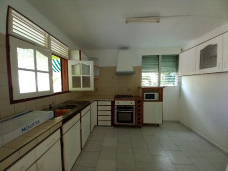 Appartement à louer à Les Abymes, Guadeloupe - Photo 3