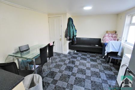 808 Bristol Road - Flat D, Selly Oak, Birmingham, B29 6NA - Photo 3