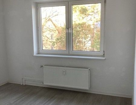Sonnige 3,5-Zi.-Wohnung mit Balkon - Foto 1