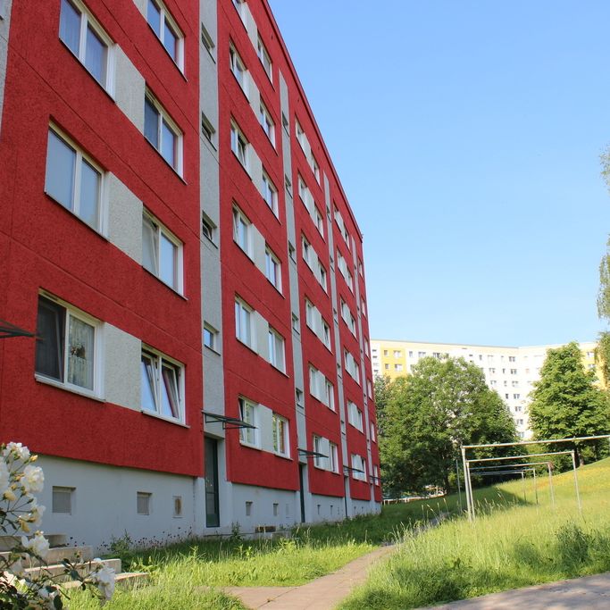 3-Raum-Wohnung mit Balkon unweit von Kita und Schule entfernt - Foto 1