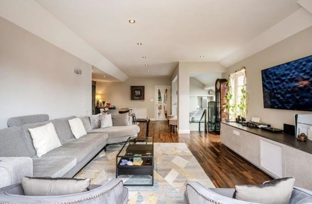 3 bedroom apartment to rent - Photo 1