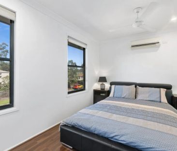 Spacious Family Home with Views and Breeze! Stretton School Catchment - Photo 6