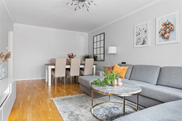 Kyrkvärdsplan, Uttran - Photo 1