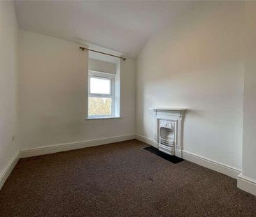 Cefn Cwlyn, Braichmelyn, Bethesda, Bangor, LL57 - Photo 5