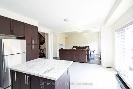 Property For Lease | E9044678 - Photo 5