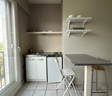 Location Appartement 1 pièce Meublé 21m² BLOIS 41000 - Photo 2