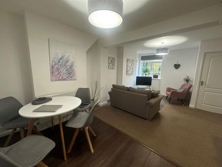 2 bedroom cottage to rent - Photo 2