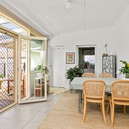 Beautiful 3 Bedroom + Study Home - Photo 1